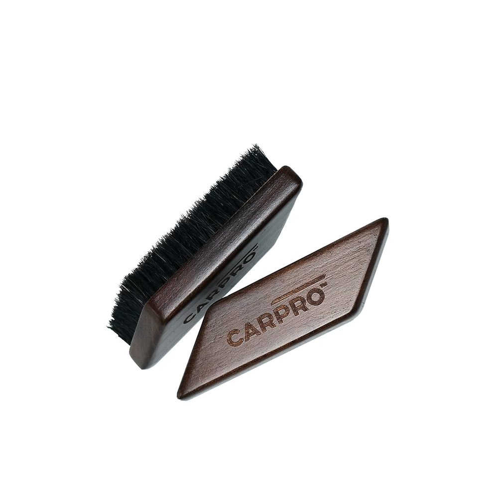 CarPro Leather and Fabric Brush - Cepillo para cuero